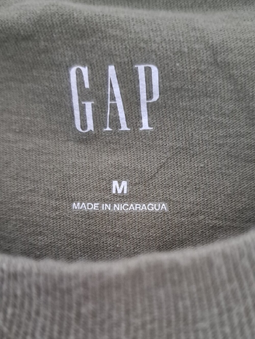 GAP Olive Beastie Boys Photo Graphic Tee - Picture 2 of 3